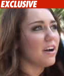 1120_miley_cyrus_ex_tmz_03 - Pozee foarteeee rare cu miley