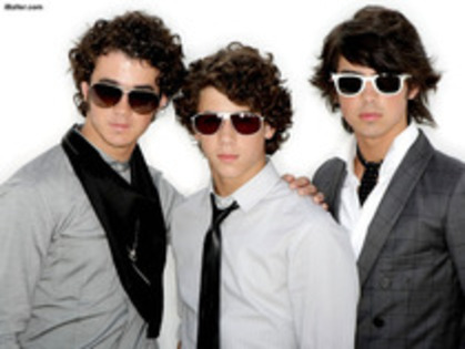  - Jonas Brothers