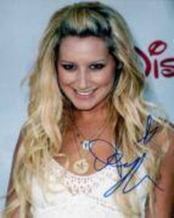 JPEFJMQXTADEVETUNVK - ashley tisdale
