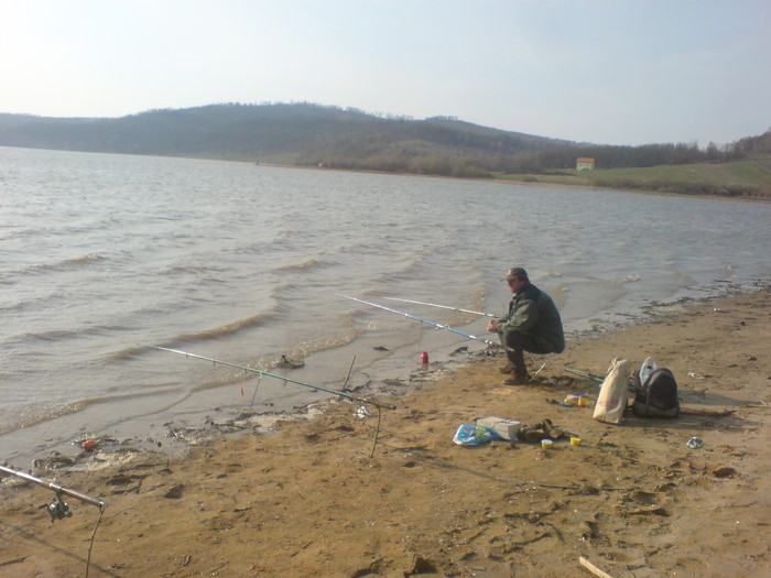 Editare 18 Ianuarie  2015 : prietenul meu Mugurel , Dumnezeu sa-l ierte !; Bunul meu prieten Mugurel , Dumnezeu l-a chemat mult prea repede la el , la doar 52 de ani ...
Dumnezeu sa-l ierte !
