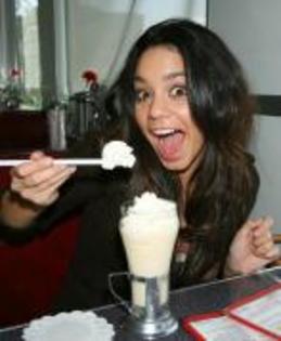 LAUQTXGWPGSSEWSMKYH - vanessa