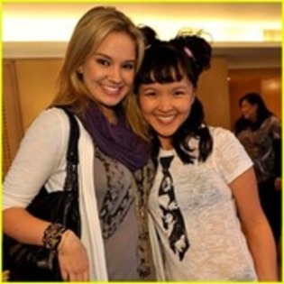 ZZNVTFMRASXRLGODGRQ - Tiffany Thornton