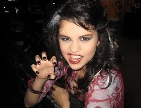  - Selena Gomez personal photo