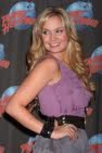 YVHQHLXZCEEXEGLCUQA - tiffany thornton