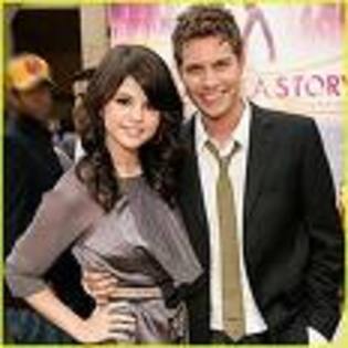 AXPMDFVIDOWEUBGITMU - selena gomez and drew seeley