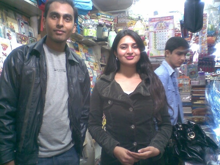 12588941_ZBRGJUGRF - Divyanka Tripathi