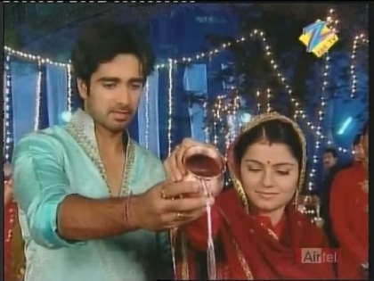 5ls9ao - Choti Bahu--capturi dev and radhika