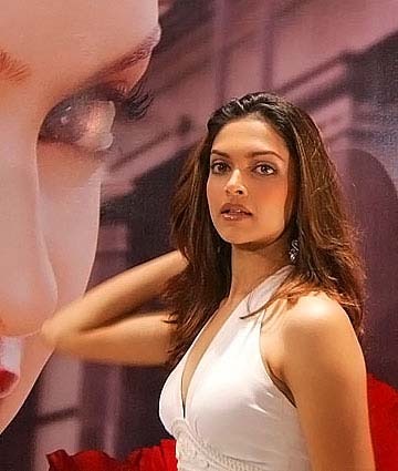 Deepika Padukone - Deepika Pakudone