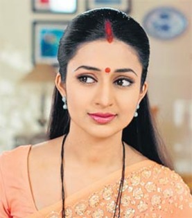 tv1ep6 - Divyanka Tripathi-Vidya-Divya