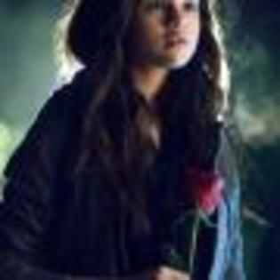 Selena_Gomez_1238592902_1[1]