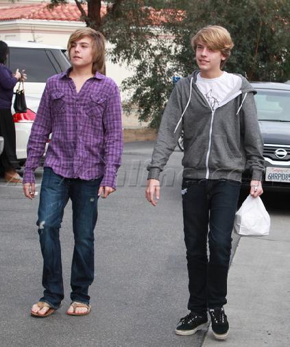 Copy of NewestSprousepics12 - Zack si Cody mari