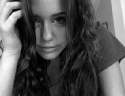 ZXKMKBSVARPRLLABDZX - miley cyrus