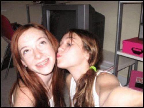 hihi kisses