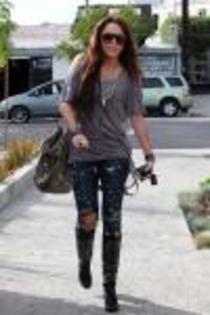 Miley_Cyrus_001