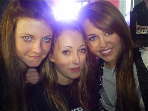 london - Toate Pozele Mele cu Miley si Hannah00