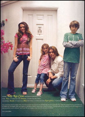 love my family  - Toate Pozele Mele cu Miley si Hannah00