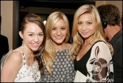 me aly and aj - Toate Pozele Mele cu Miley si Hannah00