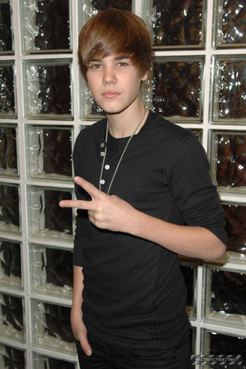 justinbieber_1265736595