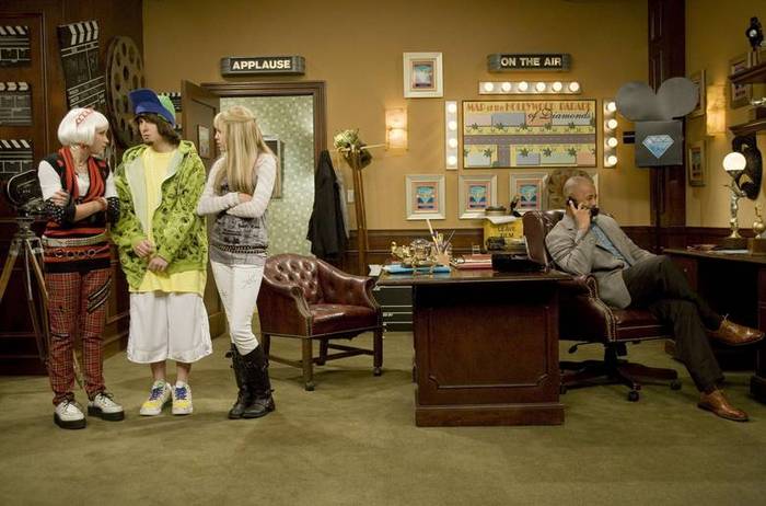 miley-cyrus_dot_com_hannahmontana-stills-season2-046ep25