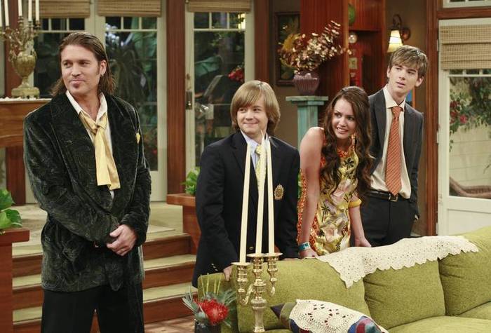 miley-cyrus_dot_com_hannahmontana-stills-season2-080-ep27