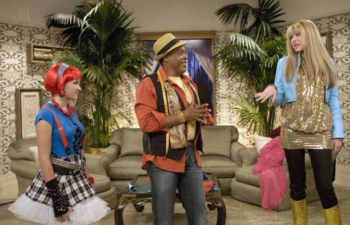 miley-cyrus_dot_com_hannahmontana-stills-season2-083-ep26