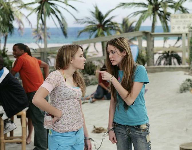 miley-cyrus_dot_com_hannahmontana-stills-season2-124