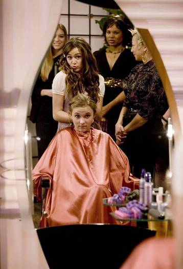 miley-cyrus_dot_com_hannahmontana-stills-season2-138