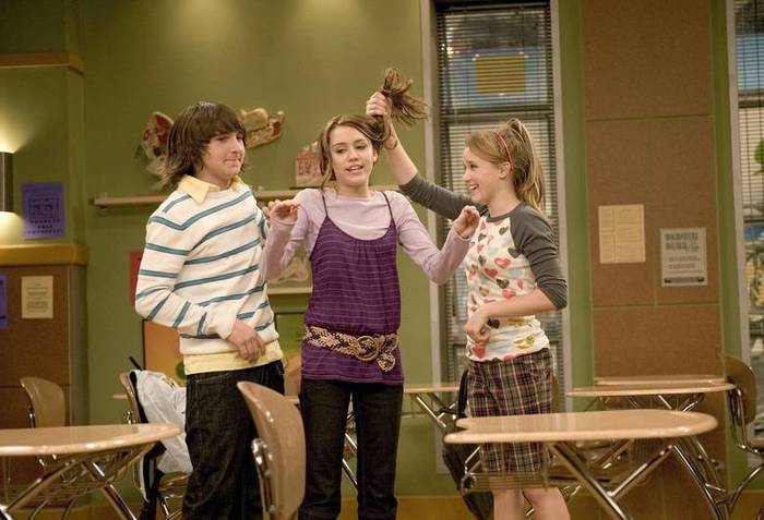 miley-cyrus_dot_com_hannahmontana-stills-season2-140