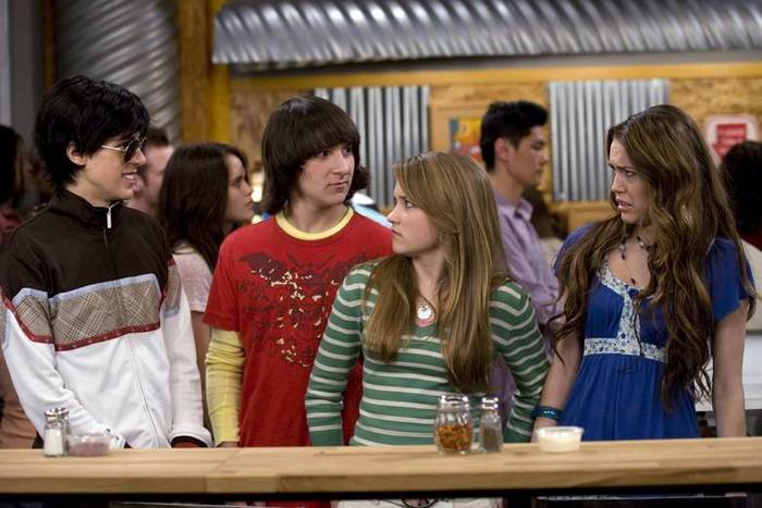 miley-cyrus_dot_com_hannahmontana-stills-season2-169