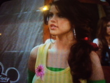 11583466_IEPSZUQME - un episod din hannah montana