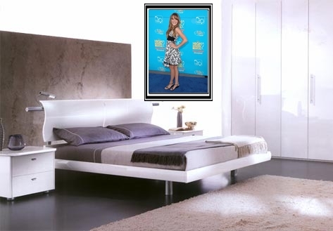 dormitor+ poster emilly - Camera 3-ocupata Milezzsweetgirl