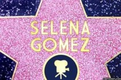 10751400_YJBAFAAIM - poze selena gomez