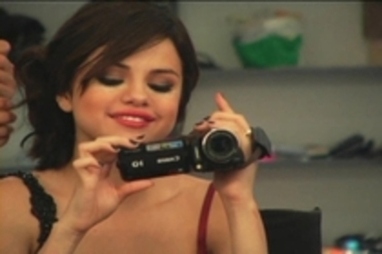 KZWFWASQTCMDJVFZJNS - poze rare cu Selena Gomez