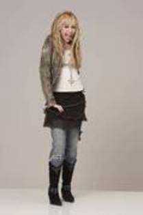12390264_VLGQYFHSI - cele mai tari pozeeeee cu miley