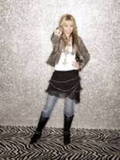 12390270_MSXJSUJTD - cele mai tari pozeeeee cu miley