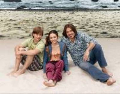 12390562_MRWOAUOHL - cele mai tari pozeeeee cu miley