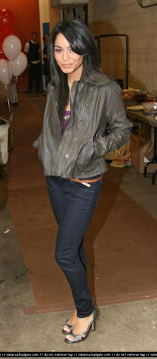 vanessa hudgens shoe - Toate Pozele mele din PC