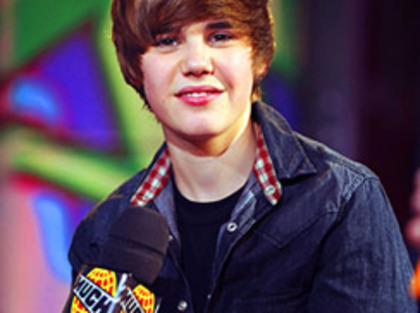 justinbieber_244x182