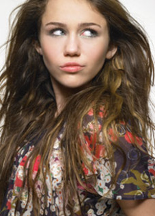 002~9 - Miley Cyrus Photoshoot 4