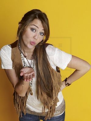 normal_006~95 - Miley Cyrus Photoshoot 7