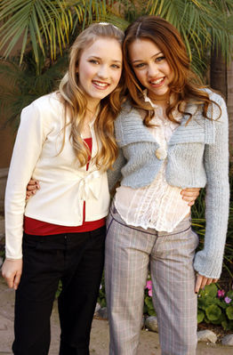 normal_006~114 - Stars Of Disney Channels Hannah Montana Meet the Press January 10 2006-00