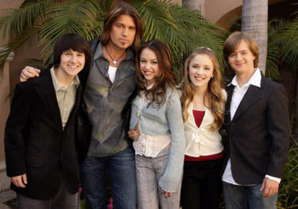 normal_014~51 - Stars Of Disney Channels Hannah Montana Meet the Press January 10 2006-00