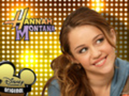 Smiley Miley - hannah-montana wallpaper