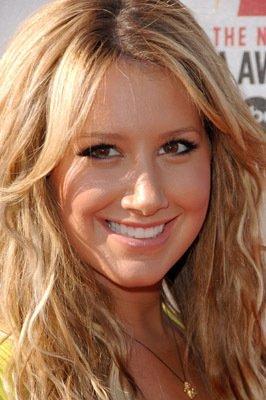 Ashley-Tisdale-1229342583 - asHleY tIsDALE