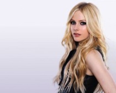 10306048_BJGCQWTPZ - avril lavigne