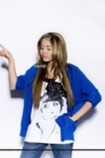 12786701_XLUMJBWCW