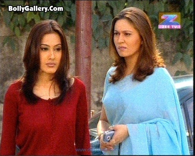 simi and sindura - Ghar Ek Sapnaa-In cautarea fericirii