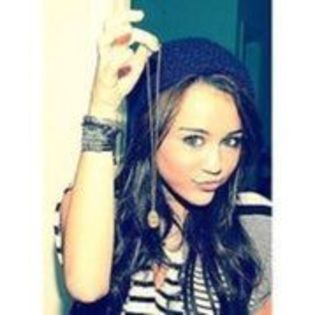 11822948_ZLOYGRMKQ