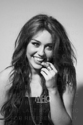normal_028 - Miley Cyrus Photoshoot 9