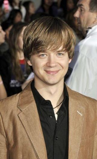 Jason_Earles_1251567037_2 - jason earles